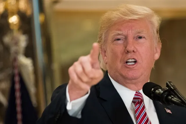 ତେଲ ଦର ବଢିବା ପାଇଁ  ଡୋନାଲ୍ଡ  ଟ୍ରମ୍ପ ଦାୟୀ  !