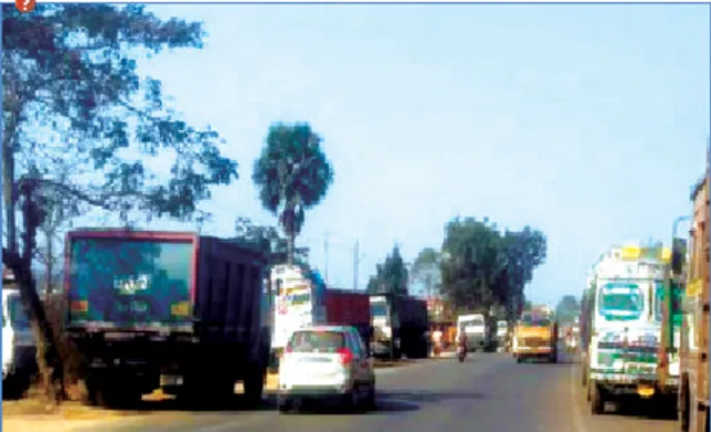 ବଢ଼ୁଛି ଦୁର୍ଘଟଣା:ରାଜପଥରେ ବେଆଇନ ପାର୍କିଂ