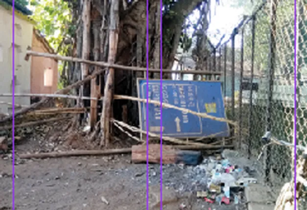 ସୂଚନା ଫଳକ ଖତ ଖାଉଛି