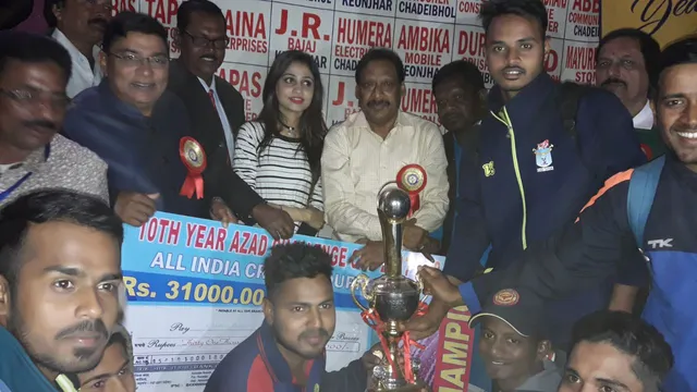 ଆଜାଦ୍‌ ଚ୍ୟାଲେଞ୍ଜ କପ୍‌ ଜିତିଲା ରାଇଜିଂ ଷ୍ଟୁଡେଣ୍ଟ୍‌