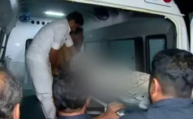 କଥା ନ’ମାନି ବାପାଙ୍କ ପରିବାର ଲୋକଙ୍କୁ ଭେଟିବାକୁ ଯାଇଥିବାରୁ ପୁଅକୁ ହତ୍ୟା କଲା ମା’!