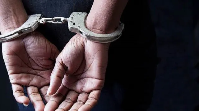 ବାରଙ୍ଗରେ ଟ୍ରେନ୍‌ରୁ ଯାତ୍ରୀଙ୍କୁ ଠେଲିବା ଘଟଣା : ଦୁଇ ଫେରାର କିନ୍ନର ଗିରଫ