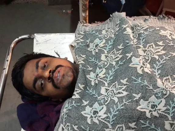 ଯୁବକଙ୍କୁ ଗୋଡ଼େଇ ହାଣିଲେ