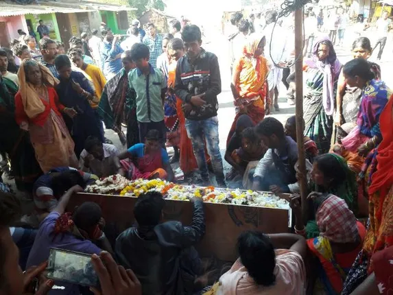 ୨୭ଘଣ୍ଟା ପରେ ହେଲା ଶବ ସତ୍କାର