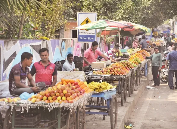 ଫଳ ମାର୍କେଟ୍‌ରେ ତାଲା, ମେୟରଙ୍କ ଘର ସାମ୍ନା ଅସ୍ଥାୟୀ ବଜା
