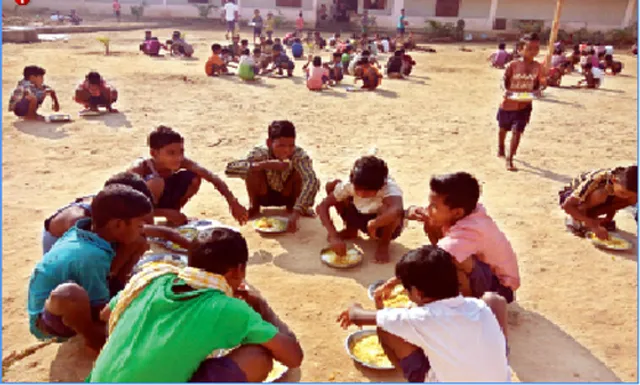 ଖୋଲା ମେଲାରେ ଭୋଜନ