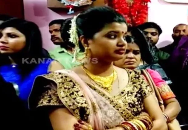 ବିବାହ ପାଇଁ ସମସ୍ତ ପ୍ରସ୍ତୁତି ସରିଥାଏ, ଝିଅ ବଧୂ ବେଶରେ ବରର ଅପେକ୍ଷା କରିଥାଏ.....ଏତିକି ବେଳେ କାହିଁକି ଭାଙ୍ଗିଯାଏ ବାହାଘର ଜାଣନ୍ତୁ