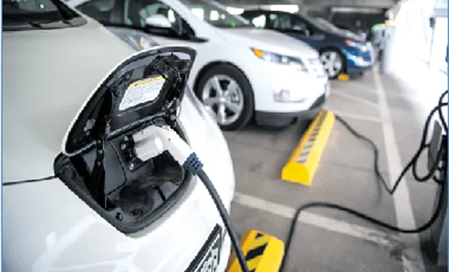 ଇଲେକ୍ଟ୍ରିକ୍‌ ଯାନ ପଥ ଓଗାଳିଲା ମିଥାନଲ୍‌:ସରକାରଙ୍କୁ ନିତି ଆୟୋଗ ଝଟ୍‌କା