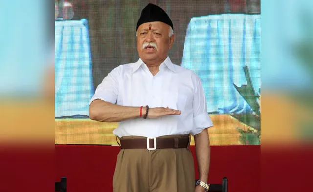 କେରଳ ସରକାରଙ୍କ ନିଷେଧାଦେଶ ସତ୍ତ୍ୱେ ସ୍କୁଲ୍‌ରେ ପତାକା ଉତ୍ତୋଳନ କଲେ ଆର୍‌ଏସ୍‌ଏସ୍‌ ମୁଖ୍ୟ ମୋହନ ଭାଗବତ