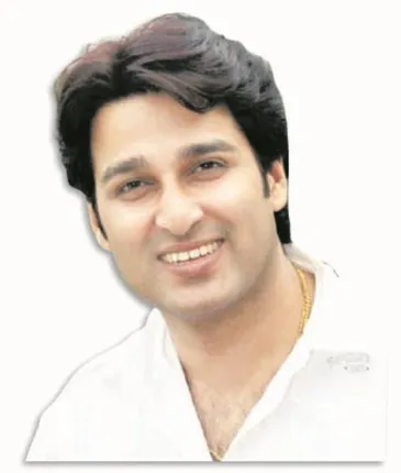 ମାରଣା ଷଣ୍ଢ ସହ ଖେଳିଥିଲି