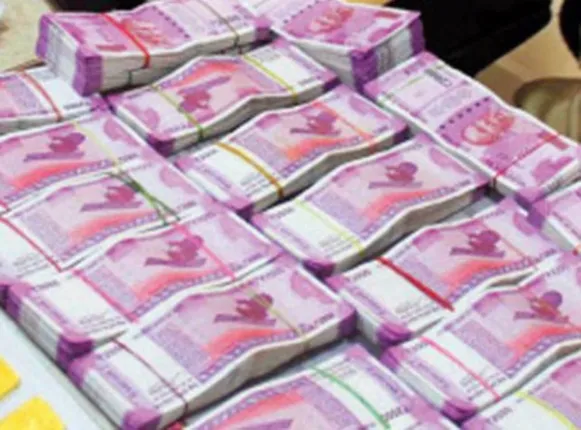 କାର୍‌ରୁ ୫୦ ଲକ୍ଷ ଟଙ୍କା ଜବତ