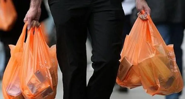 ପଲିଥିନ୍‌ ବ୍ୟାଗ ପଞ୍ଜୀକରଣ ଲାଗି ବିଜ୍ଞପ୍ତି ଜାରି : ମାସକୁ ଦେବେ ୪ ହଜାର