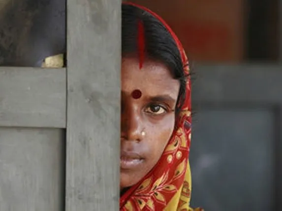 ଜାଣନ୍ତି , ଦେଶର କେତେ ପ୍ରତିଶତ ମହିଳା ମାସିକ  ଧର୍ମ  ସମୟରେ କପଡାର  ବ୍ୟବହାର    କରନ୍ତି !