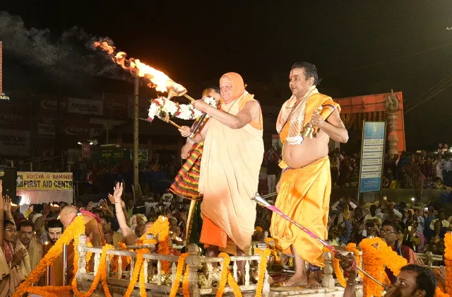 ଏଥର ଗଙ୍ଗା ଆଳତି ଢାଞ୍ଚାରେ ସବୁଦିନେ ସମୁଦ୍ର ଆଳତି