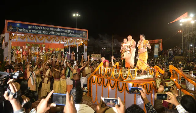 ‘ନେତାମାନେ ଛଳ ବଳରେ କେବଳ ନିର୍ବାଚନ ଜିତୁଛନ୍ତି’