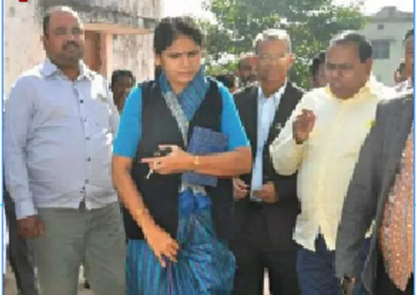 ସୁବର୍ଣ୍ଣପୁର ଜିଲ୍ଲା ନୋଡାଲ ଅଫିସରଙ୍କ ସମୀକ୍ଷା :ଫେବ୍ରୁ୍ରଆରି ସୁଦ୍ଧା ଶତପ୍ରତିଶତ ଆଧାର ଲିଙ୍କେଜ ପାଇଁ ନିର୍ଦ୍ଦେଶ