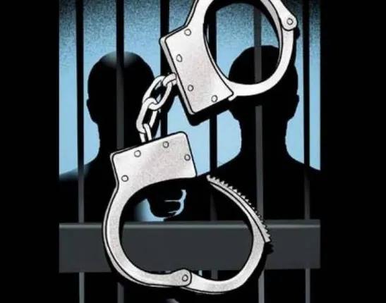 ଦୁଷ୍କର୍ମ ଫଟୋ ଭାଇରାଲ : ଦୁଇ ଛାତ୍ର ଅଟକ