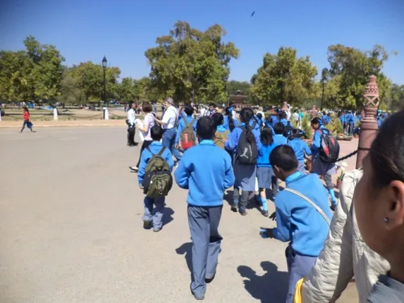 ଅନାଥଙ୍କ ପ୍ରତି ଦରଦ ଏମିତି! ‘ସବୁଜ ମାର୍ଗ’ରେ କଣ୍ଟା କିଏ?