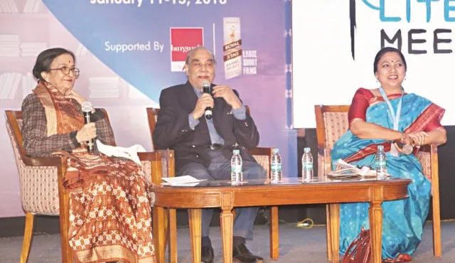 ଗପ ଓ କବିତା ପଛର କାହାଣୀ କହିଲେ ମା’ ଝିଅ