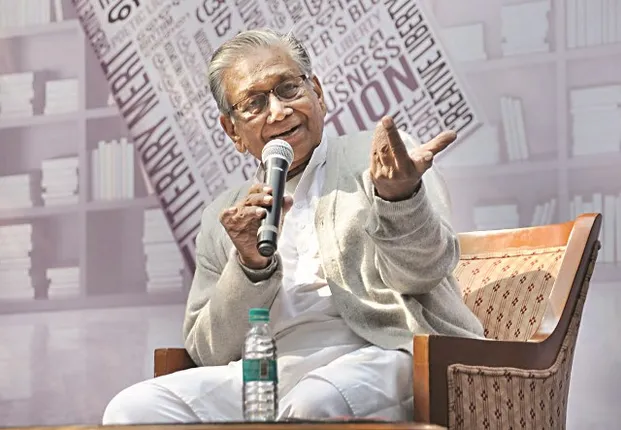 ମାତୃଭାଷା ଓ ଇଂରାଜୀ ପରସ୍ପର ବିରୋଧୀ ନୁହେଁ: ମନୋଜ ଦାସ