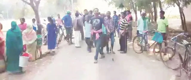 ଓ୍ଵାର୍ଡସଭ୍ୟ ଉପନିର୍ବାଚନ ବେଳେ ଲଙ୍କାକାଣ୍ଡ : ଗାଡ଼ି ଭଙ୍ଗାରୁଜା, ଢେଲାମାଡ଼