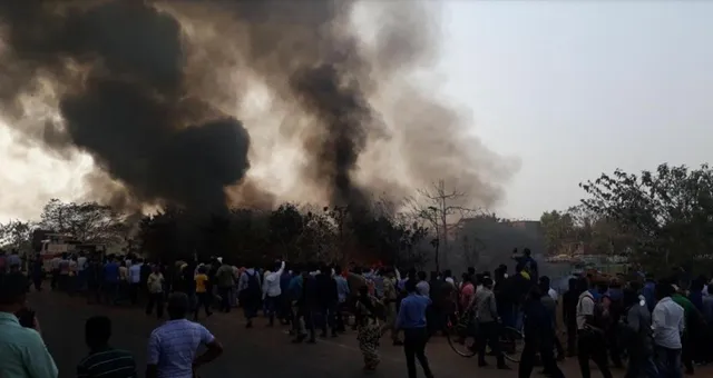 ରସୁଲଗଡ଼ ଛକ ନିକଟସ୍ଥ ବସ୍ତିରେ ଭୟାବହ ଅଗ୍ନିକାଣ୍ଡ, ୨୦ରୁ ଊର୍ଧ୍ୱ ଘର ପୋଡ଼ି ପାଉଁଶ ଓ ଲକ୍ଷାଧିକ ଟଙ୍କାର ସମ୍ପତ୍ତି ନଷ୍ଟ