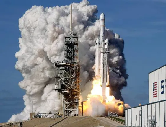 ବିଶ୍ୱର ସବୁଠୁ ଶକ୍ତିଶାଳୀ ରକେଟ୍‌ର ସଫଳ ଉତ୍‌କ୍ଷେପଣ