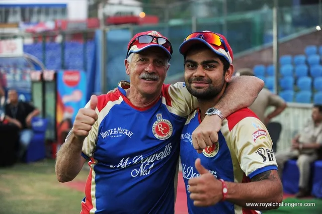 ଧୋନି ଶାନ୍ତ, କୋହଲି ପୂରା ଓଲଟା: ଜେନିଙ୍ଗ୍‌ସ