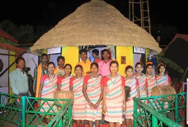 ମେଳାକୁ ଆସିଥିବା ଆଦିବାସୀଙ୍କ କ୍ଷୋଭ : ଆସନ୍ତା ବର୍ଷ ଆଉ ଆସିବୁନି