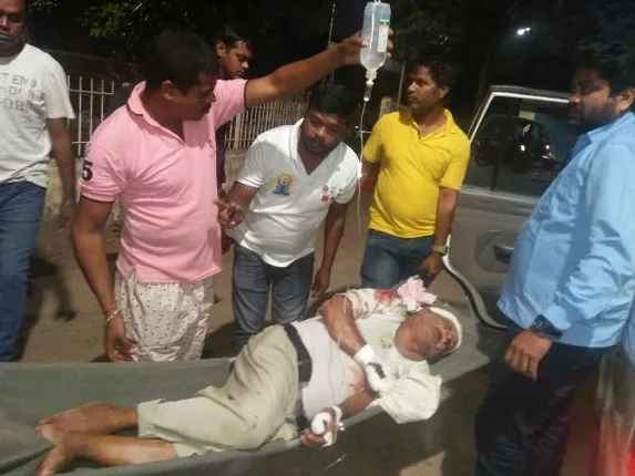 ବୃଦ୍ଧଙ୍କ ଉପରେ ଟ୍ରେନ୍‌ ଚଢ଼ିଗଲା