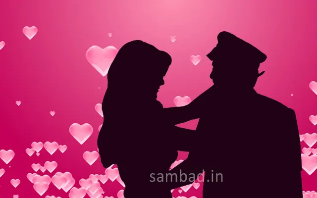 ଖାକିରେ କଳଙ୍କ: ମହିଳାଙ୍କ ସହିତ ଅନୈତିକ ସମ୍ପର୍କ ଅଭିଯୋଗରେ ଲୋକଙ୍କ ଠାରୁ ମାଡ଼ ଖାଇ ଥାନାରେ ଅଟକ ପୁଲିସ ଅଧିକାରୀ