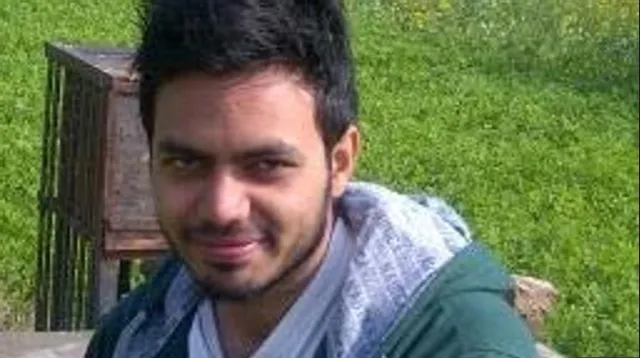 ଆହତ ଯୁବକଙ୍କୁ ବଞ୍ଚାଇବାକୁ ଯାଇ ରେଳ ଧାରଣାରେ ଠିଆ ହୋଇ ଚଳନ୍ତା ଟ୍ରେନକୁ ରୋକିଲେ ଏମ୍‌ବିଏ ଛାତ୍ର