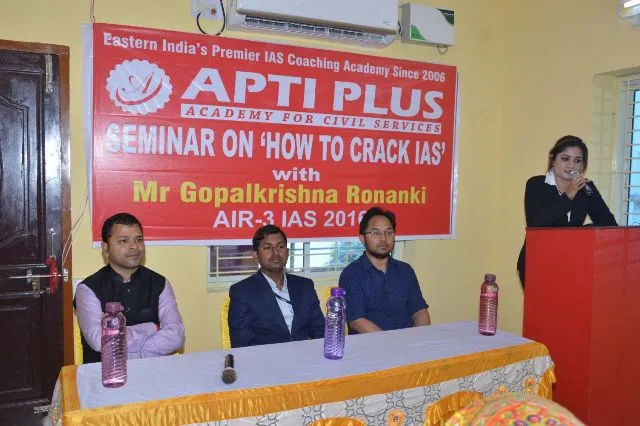 ଆପ୍ଟି ପ୍ଲସ୍‌ ଏକାଡେମିର ଆଲୋଚନାଚକ୍ର