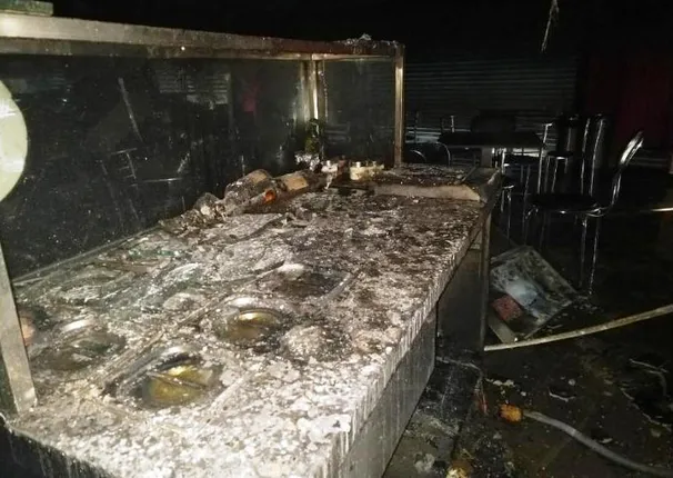 ବାଲେଶ୍ୱର: ବେକରିରେ ଅଗ୍ନିକାଣ୍ଡ ଘଟି ଲକ୍ଷାଧିକ ଟଙ୍କାର ସମ୍ପତ୍ତି ନଷ୍ଟ