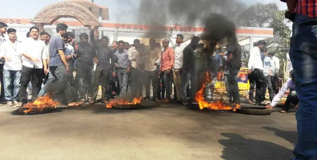 ଆରଡି ଦ୍ୱିତୀୟ କ୍ୟାମ୍ପସ ପ୍ରସଙ୍ଗ: ବାଣୀବିହାର ଛାତ୍ରଙ୍କ ଜାତୀୟ ରାଜପଥ ଅବରୋଧ