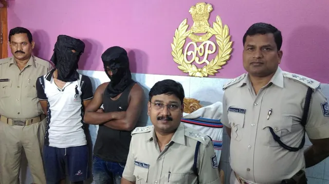 ଏଟିଏମ୍‌ରୁ ଲୁଟ ୭୬ ହଜାର ସମେତ ୨ ବାଇକ ଜବତ, ୨ ଗିରଫ