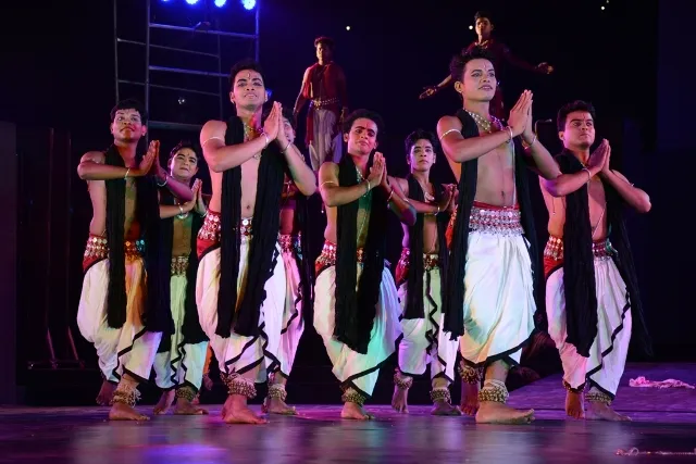 ଧଉଳି କଳିଙ୍ଗ ମହୋତ୍ସବ ଉଦ୍‌ଯାପିତ