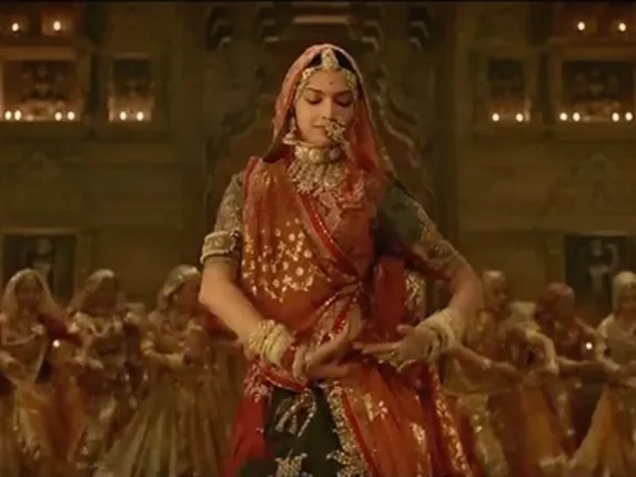 ବରଫରେ ଘୁମର ନାଚ : ଭିଡ଼ିଓ ହେଲା ଭାଇରାଲ