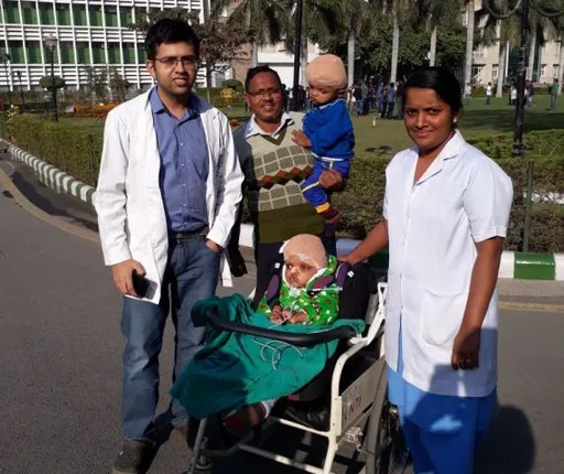 ଏମ୍‌ସ ବାହାରେ ବୁଲିଲେ ଜଗା ବଳିଆ