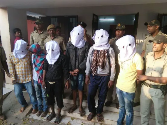 ୬ ଡକାୟତ ଓ ମହିଳା ସହଯୋଗୀ ଗିରଫ