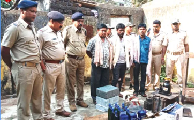 ଚାଲାଣ ପାଇଁ ଥିବା ଗଞ୍ଜେଇ ଜବତ