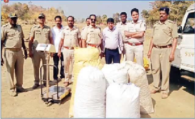 ଗାଡ଼ି ସହ ଅଢ଼େଇ କୁଇଣ୍ଟାଲ ଗଞ୍ଜେଇ ଜବତ:ଚାଳକ ଫେରାର୍‌