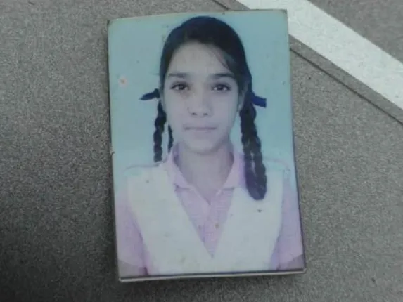 ବୋର୍ଡ ପରୀକ୍ଷା ଭୟରେ ଅସୁସ୍ଥ ହୋଇପଡ଼ିଲା ଛାତ୍ରୀ ! ହସ୍‌ପିଟାଲ ନେବା ବାଟରେ ହେଲା ମୃତ୍ୟୁ