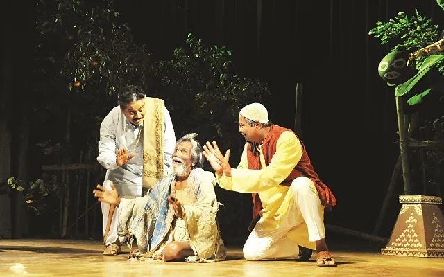 କଳିଙ୍ଗ ନାଟ୍ୟ ମହୋତ୍ସବର ଦ୍ୱିତୀୟ ସନ୍ଧ୍ୟା : ପରଧନର ମୋହ ଜୀବନ ନେଇଗଲା