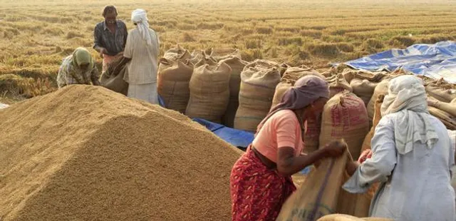 ଅଦିନିଆ ବର୍ଷା ମାଡ଼ ପରେ କେନ୍ଦ୍ରର ମାଡ଼