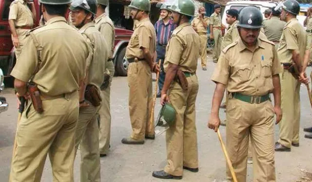 ବାଲିଅନ୍ତା ଥାନା ପୁଲିସକୁ ଠେଙ୍ଗାମାଡ଼ : ୫ ଆହତ, ଜଣେ ଗୁରୁତର