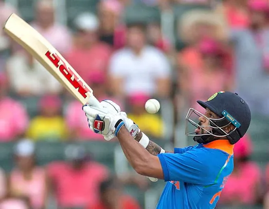 ପ୍ରଥମ ଟି-୨୦: ଶିଖର ଧାଓ୍ଵନଙ୍କ ଅର୍ଦ୍ଧଶତକ, ଦକ୍ଷିଣ ଆଫ୍ରିକାକୁ ଟାର୍ଗେଟ ମିଳିଲା ୨୦୪ ରନ୍‌