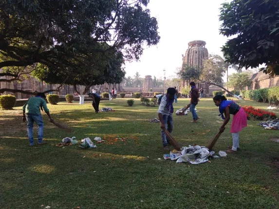 ଶିବରାତ୍ରି ପରେ ଶ୍ରୀ ଲିଙ୍ଗରାଜ ମନ୍ଦିରରେ ସଫେଇ