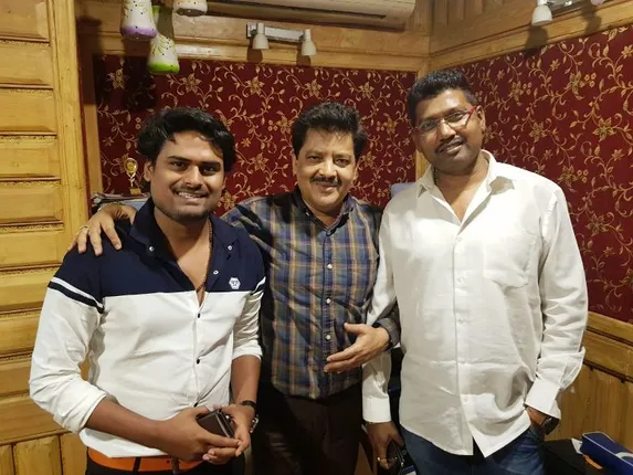 ଉଦିତ୍‌ ନାରୟଣ-ପ୍ରେମ୍‌ ଆନନ୍ଦ ଯୋଡି ଫେରିଲା; ‘ବ୍ଲାକମେଲ୍‌’ରେ ଗାଇଲେ ଉଦିତ୍‌