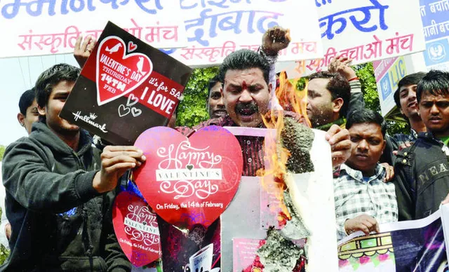 ସମଗ୍ର ଦେଶରେ ଭାଲେଣ୍ଟାଇନ୍‌ସ୍‌ ଡେ’ ପ୍ରତିବାଦ